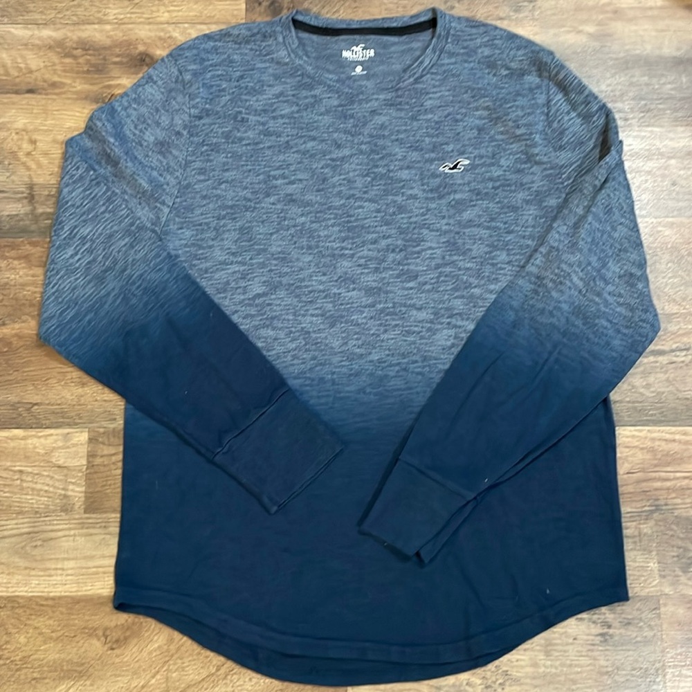 Hollister NWOT long sleeve two tone shirt Excellent Condition